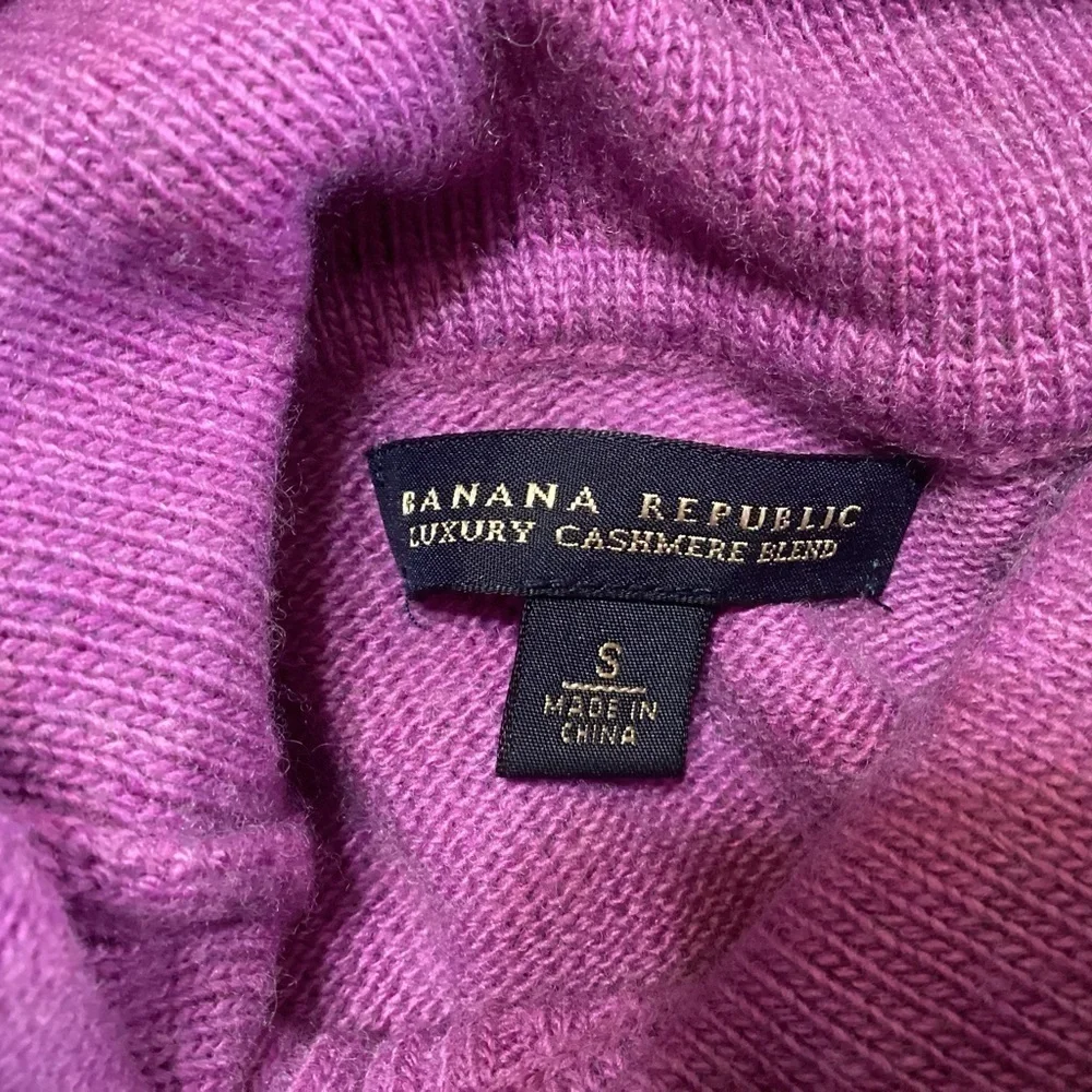 Banana Republic Luxury Cashmere Blend Cowl Neck Sweater S